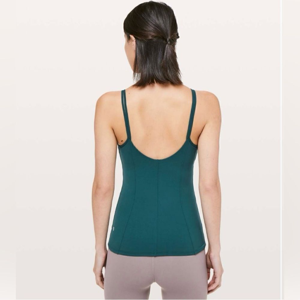Lululemon Hugged & Held Tank
Royal Emerald Size 8 - Picture 3 of 11